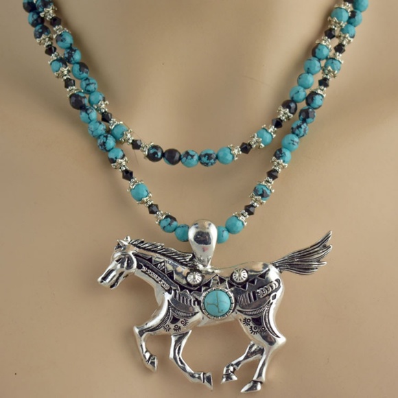 "HP" Matrix Turquoise Running Horse Necklace Set - Picture 4 of 4